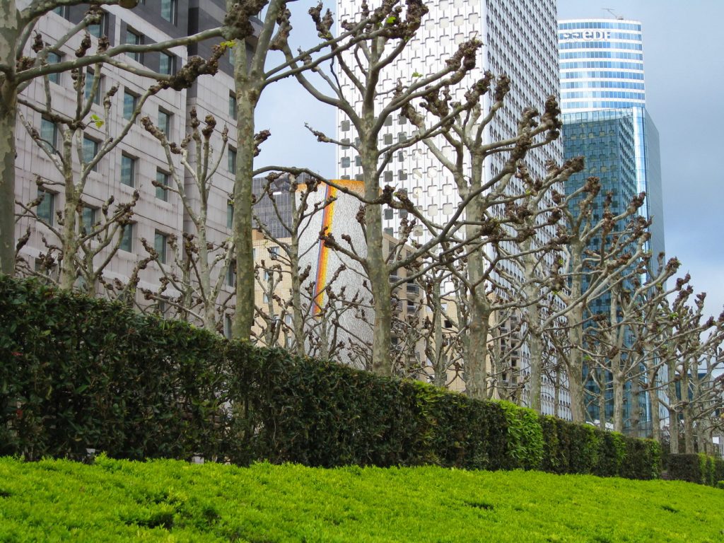 Paris Frankreich Städtetrip Städtereise Urlaub benbino Reisebericht Eifelturm Arc de Triumph La Défense Hotel Disneyland Kleinkind