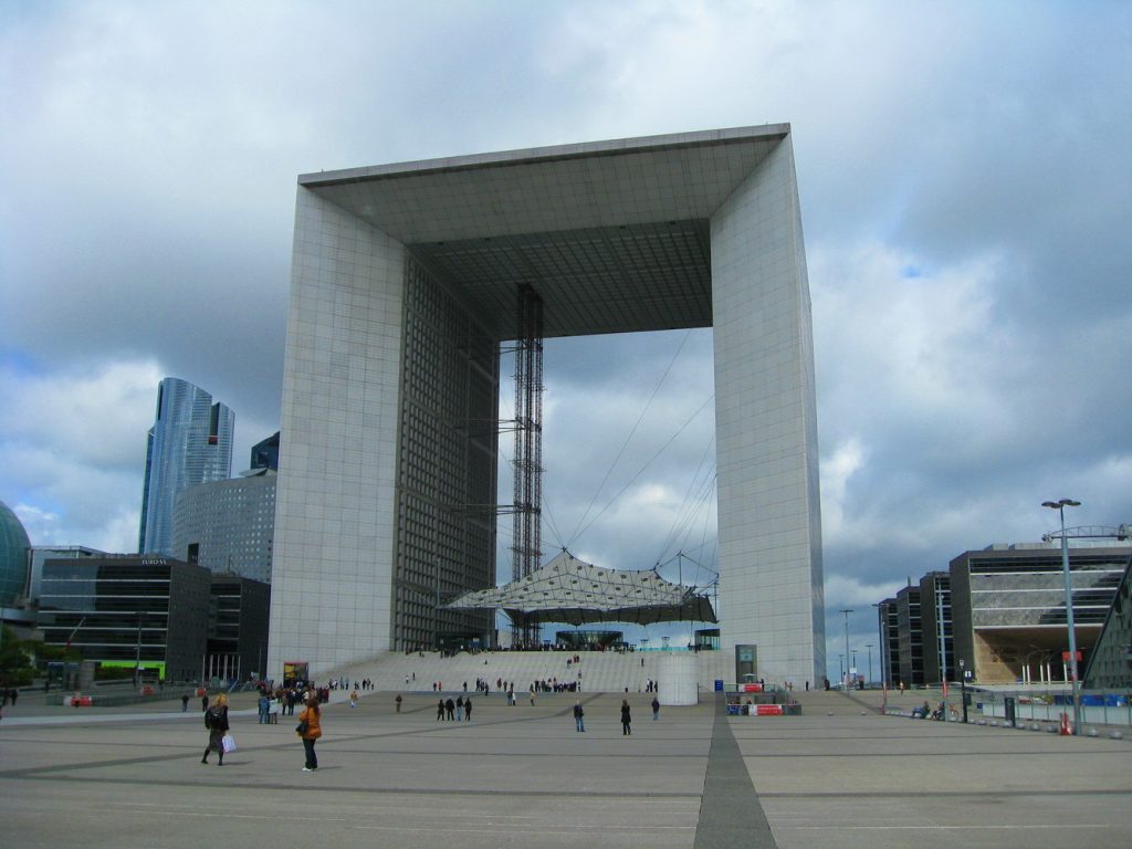 Paris Frankreich Städtetrip Städtereise Urlaub benbino Reisebericht Eifelturm Arc de Triumph La Défense Hotel Disneyland Kleinkind
