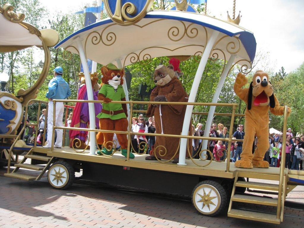 Paris Frankreich Städtetrip Städtereise Urlaub benbino Reisebericht Eifelturm Arc de Triumph La Défense Hotel Disneyland Kleinkind Schloss Versaille louvre notre dame