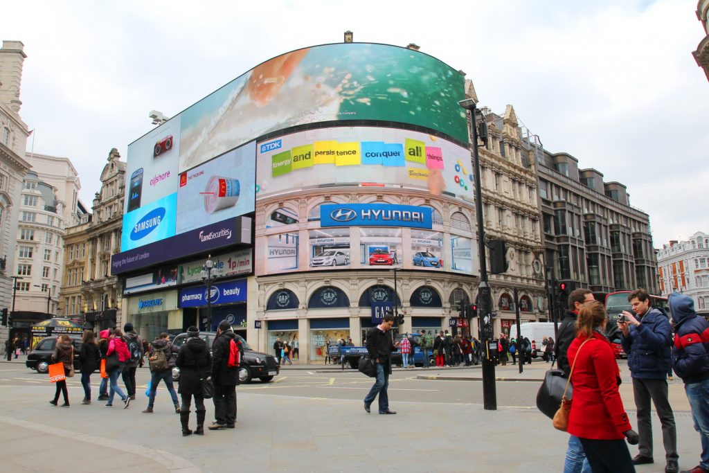 London Städtereise Städtetour Sightseeing Big Ben Houses of Parliament Westminster Abbey St. George Urlaub benbino Reisebericht