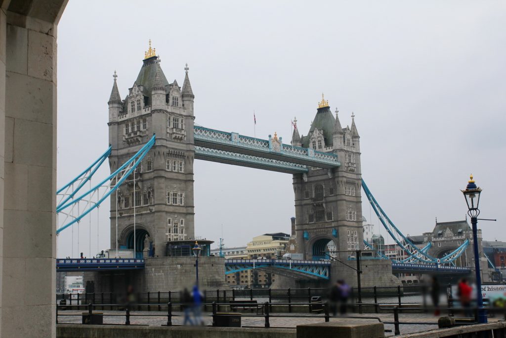 London Städtereise Städtetour Sightseeing Big Ben Houses of Parliament Westminster Abbey St. George Urlaub benbino Reisebericht