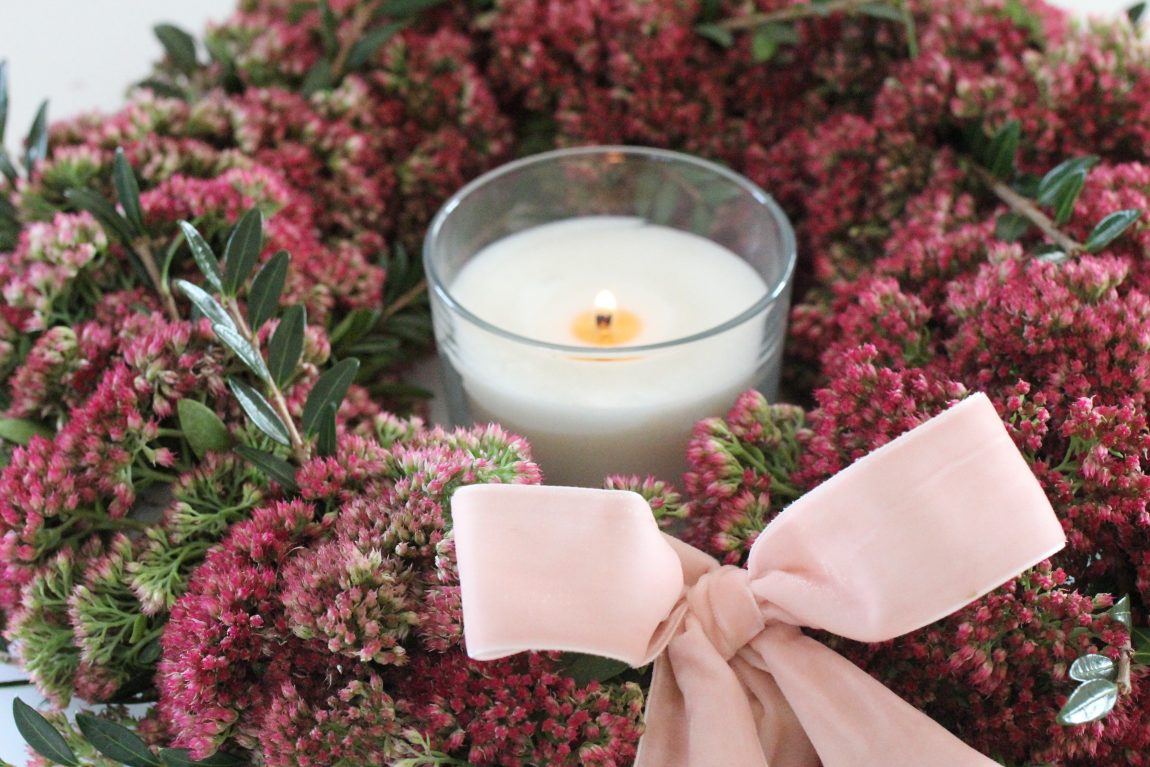 DIY, kostenlose Anleitung, kostenlos, fette Henne, Herbst, Herbstkranz, Türkranz, Kerzenkranz, Kranz, Kerze, basteln, Anleitung, Materialliste, benbino