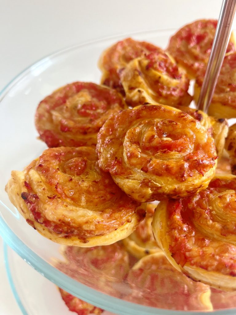 Pizzaschnecken, Fingerfood, Blätterteig, Rezept, schnelles Rezept, Fast Food, Fussball EM, benbino