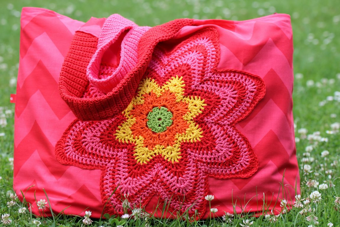 BENBINO, Strandtasche, nähen, Schnittmuster, Häkelblume, Häkelblüte, Shopper, DIY, Urlaub, selber nähen