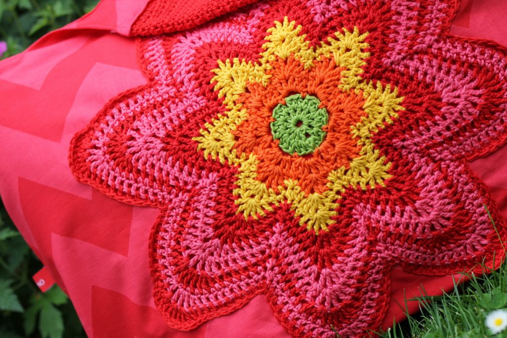 BENBINO, Strandtasche, nähen, Schnittmuster, Häkelblume, Häkelblüte, Shopper, DIY, Urlaub, selber nähen