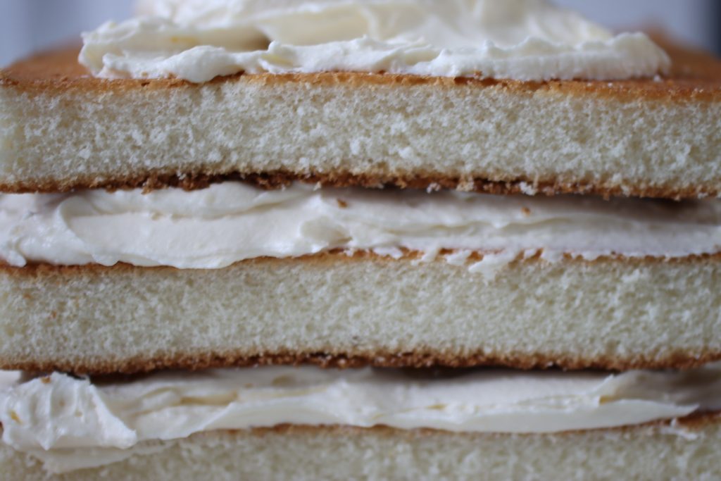 ostern, backen, osterkuchen, ostertorte, naked cake, osterhase, ohne backen, weiße schokolade, blitzkuchen, benbino