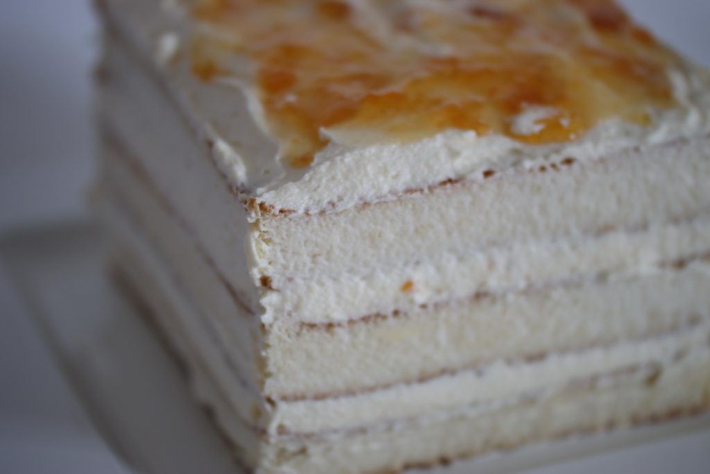 ostern, backen, osterkuchen, ostertorte, naked cake, osterhase, ohne backen, weiße schokolade, blitzkuchen, benbino