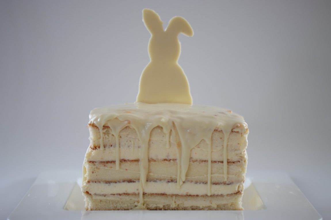 ostern, backen, osterkuchen, ostertorte, naked cake, osterhase, ohne backen, weiße schokolade, blitzkuchen, benbino