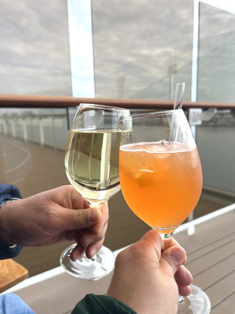 Norwegen, norway, norge, Schiffsreise, Kreuzfahrt, Mein Schiff, Nordkap, benbino, Honnigsvag, Rentier
